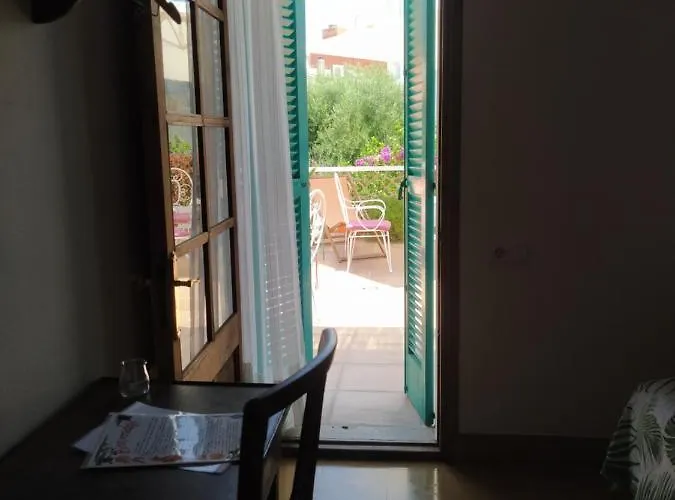 Konukevi Bellavista 3*